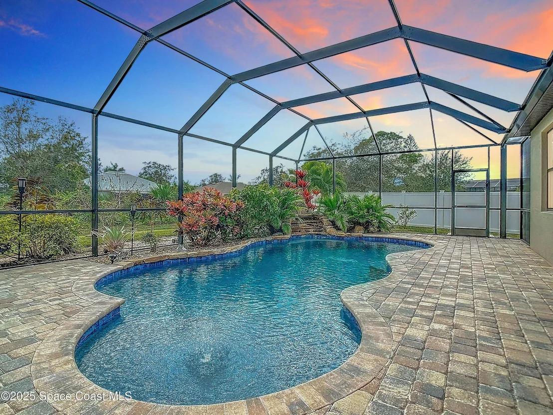 Photo of 1455 Fuji Drive