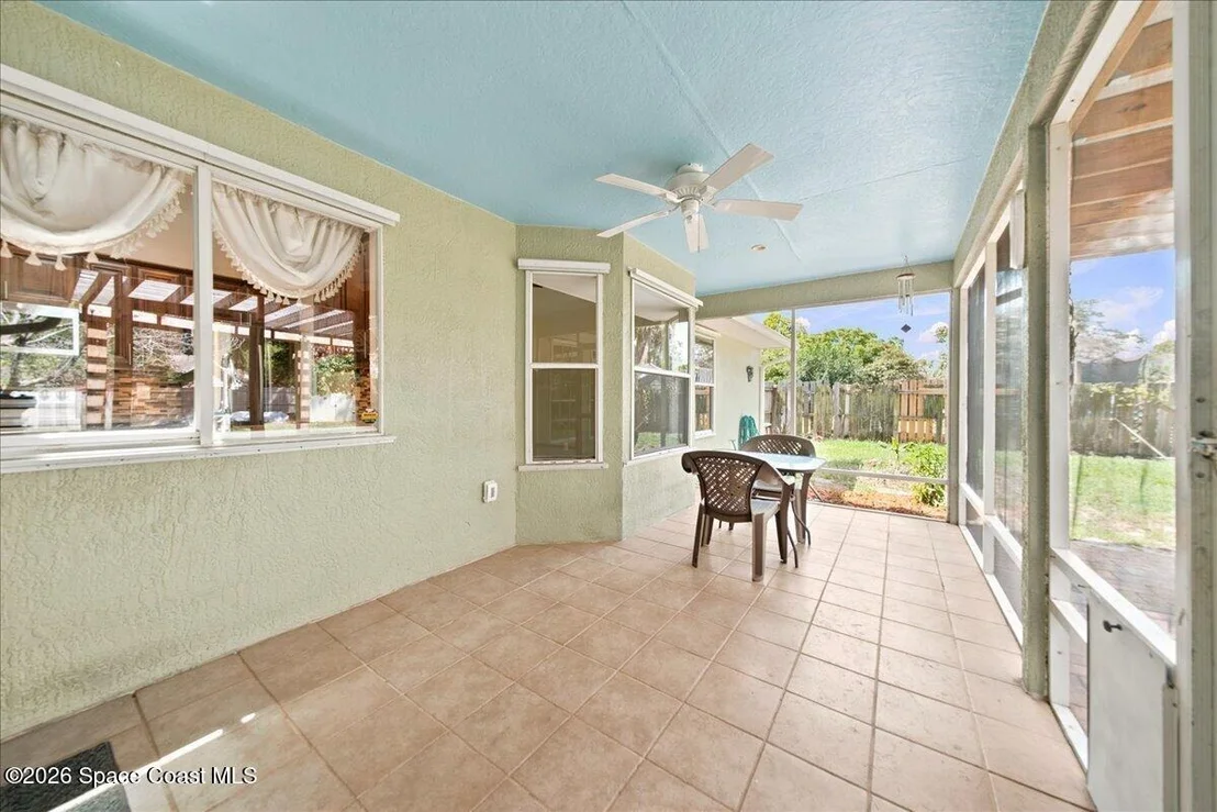 Photo of 813 Emerald Way