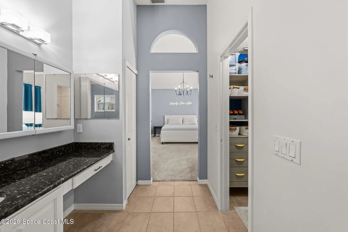 Photo of 3382 Lake View Circle
