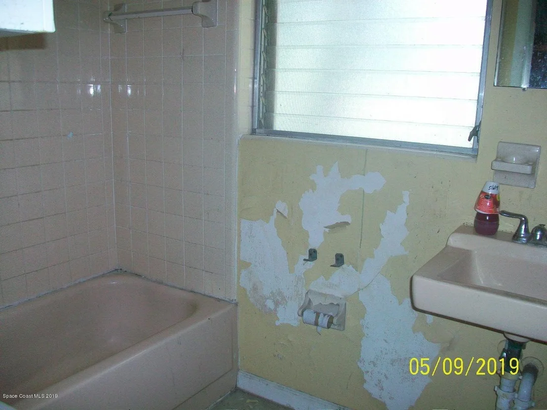 Photo of 501 Edgewood Drive