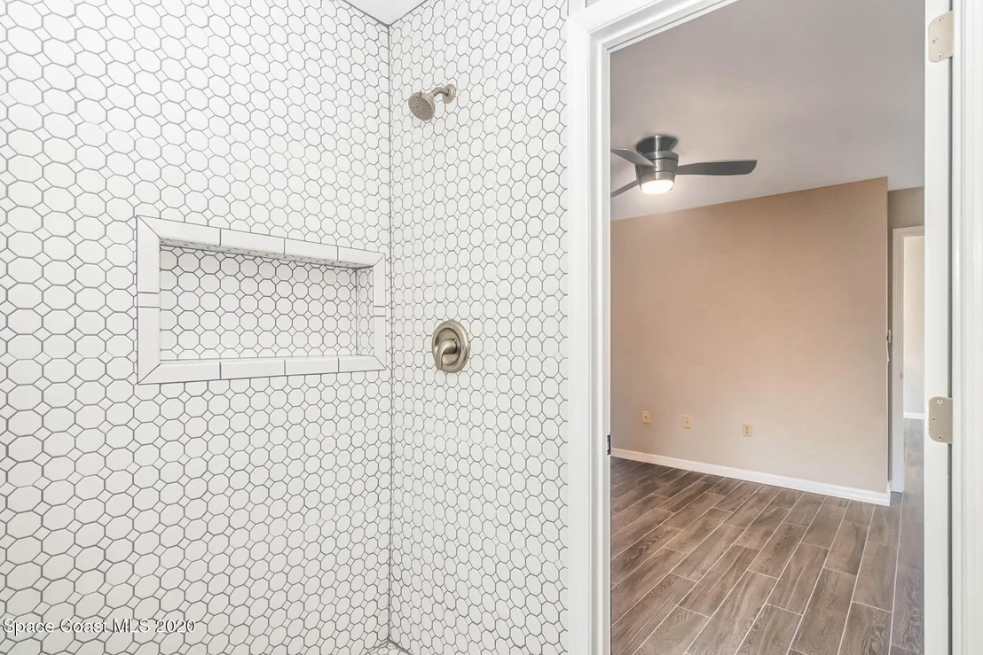 Photo of 4448 Alfred Street