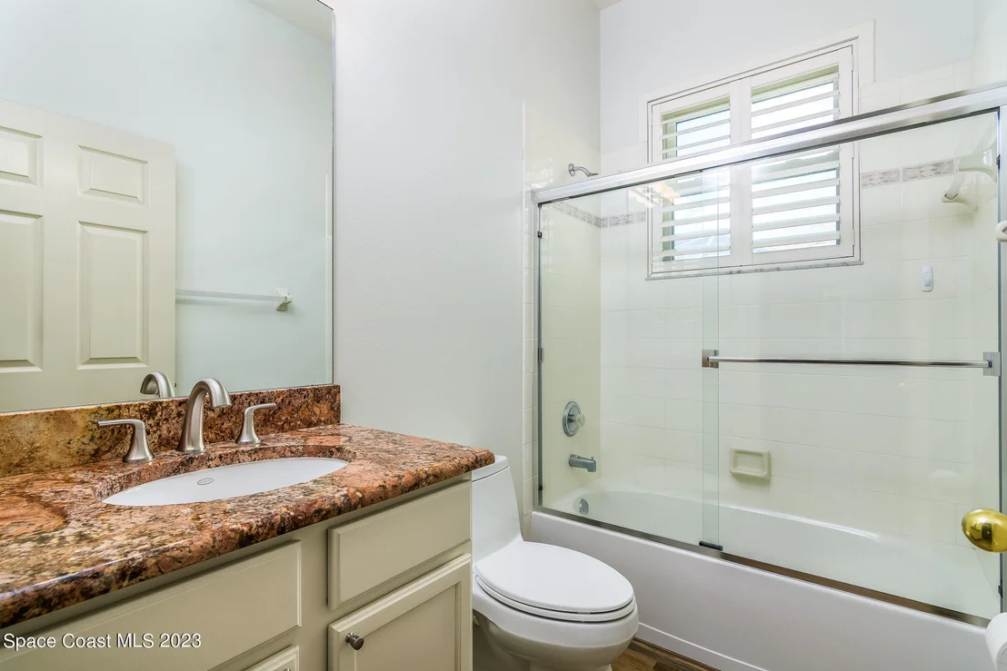 Photo of 6147 Arlington Circle