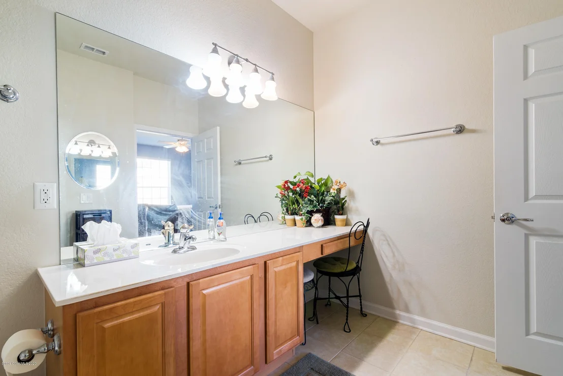 Photo of Unit 310 at 1576 Peregrine Circle
