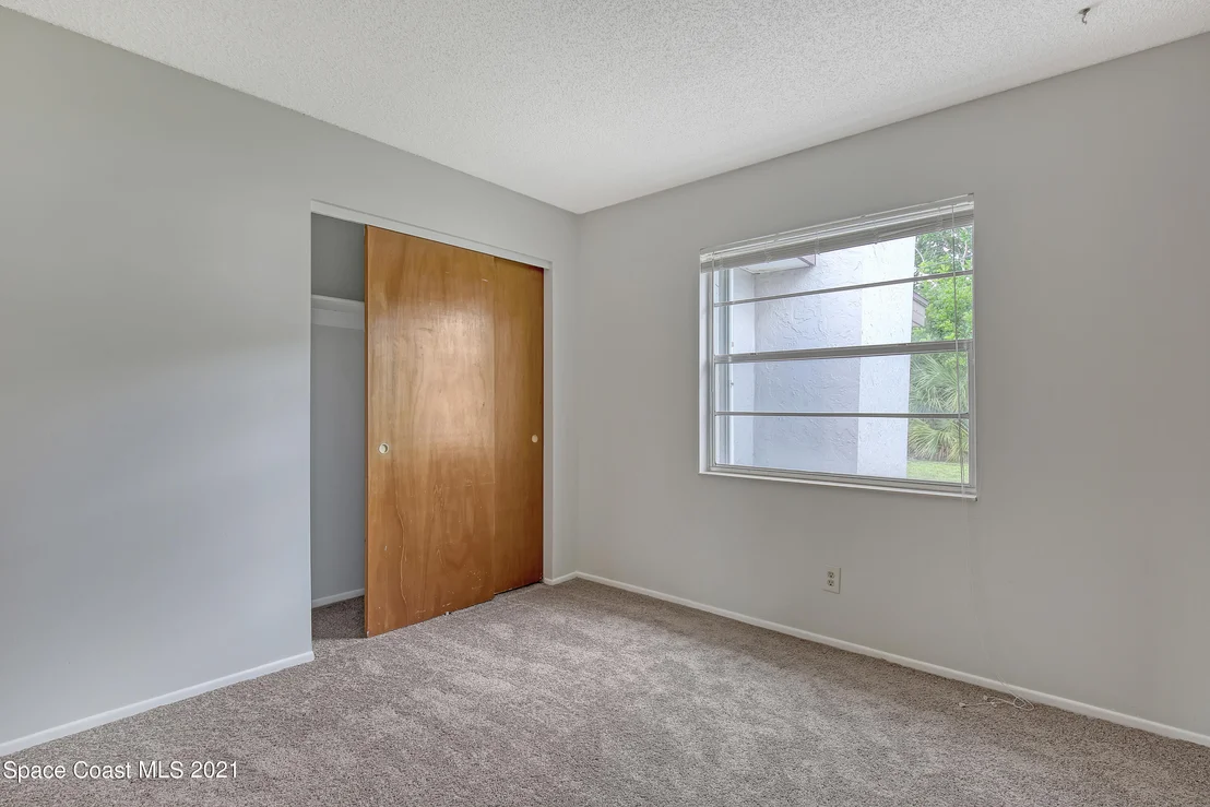 Photo of 2762 Hereford Road