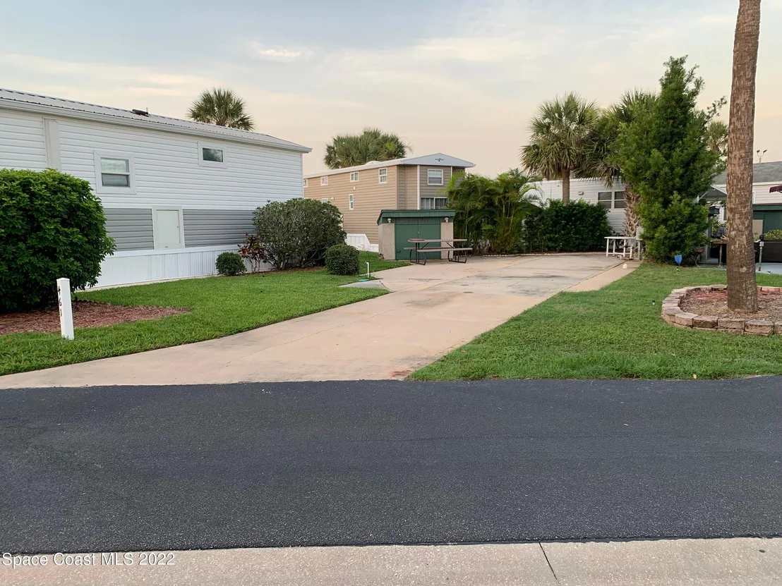 Photo of 461 Galaxy Lane