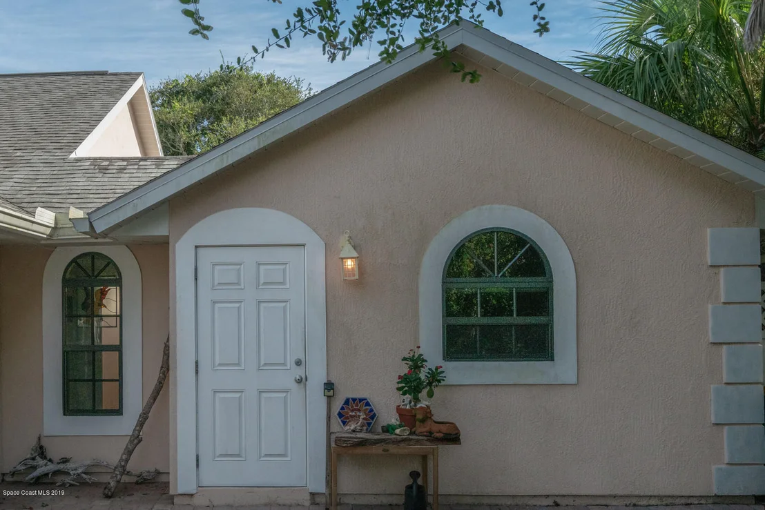 Photo of 113 Seagrape Road