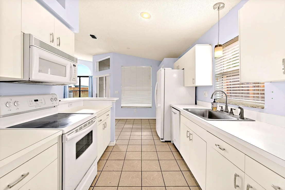 Photo of 8050 Bracken Lane