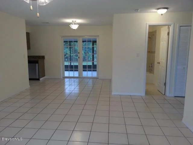 Photo of 6790 Sandhill Drive