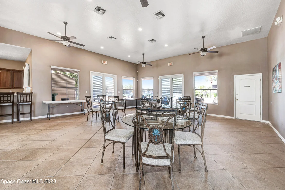 Photo of 405 Barnacle Lane