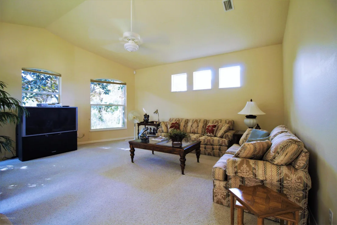 Photo of 1015 Starling Way