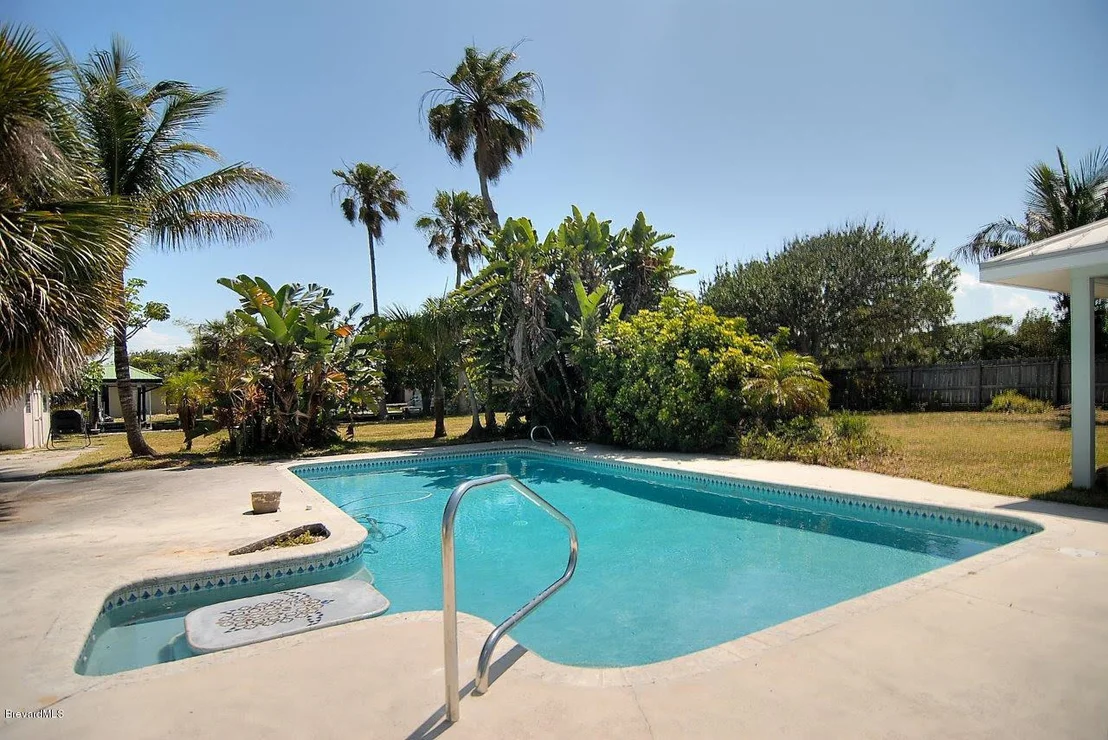 Photo of 1539 Bayshore Drive