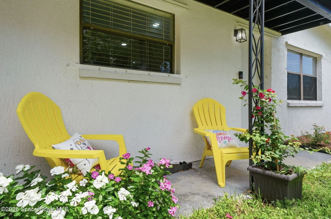 Photo of 2440 Warwick Road
