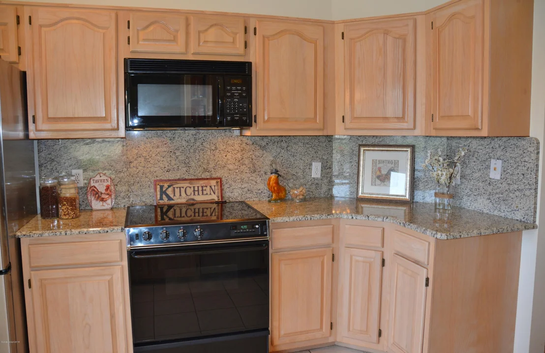 Photo of 1044 Fieldstone Drive