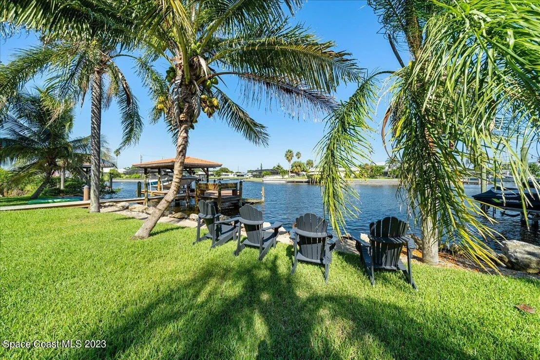 Photo of 208 Lanternback Island Drive