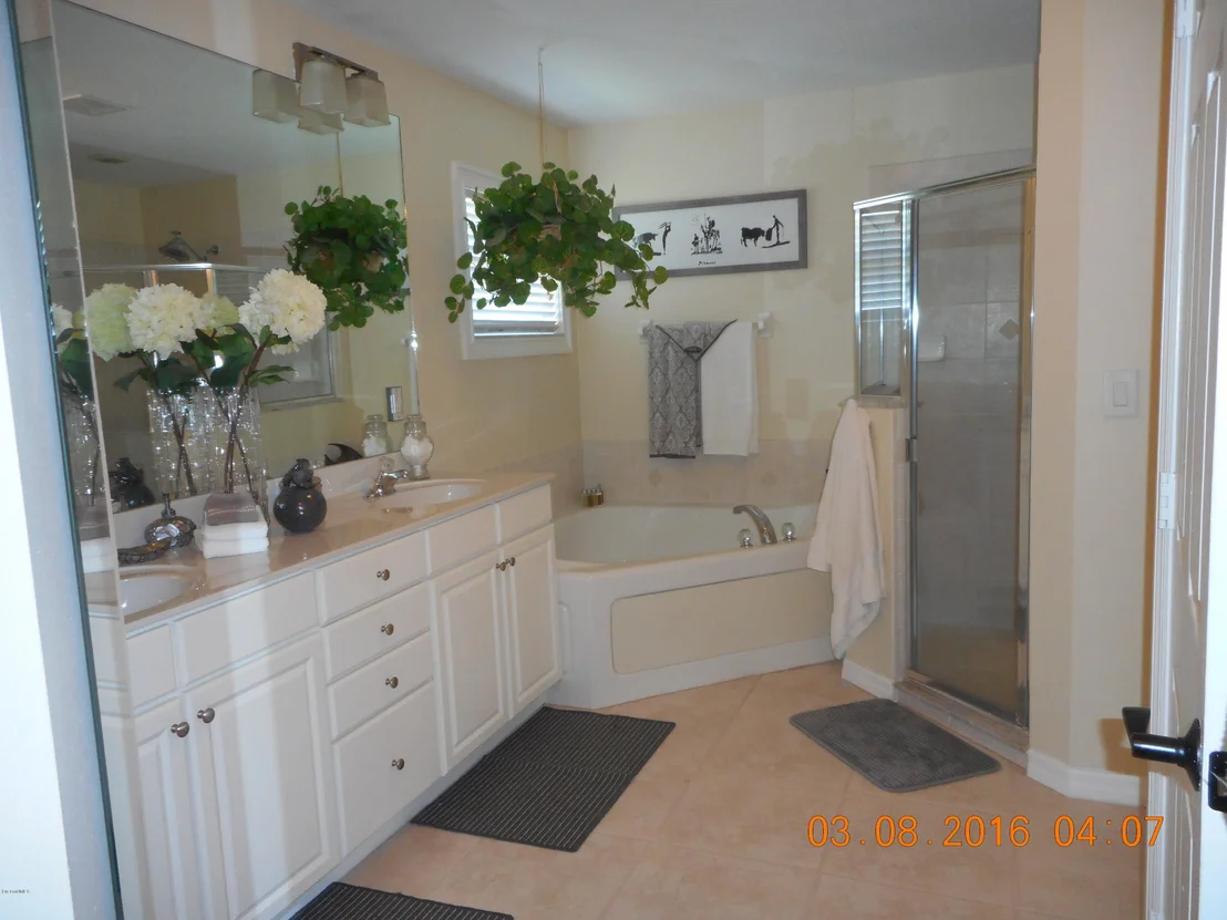 Photo of 3990 Waterford Drive