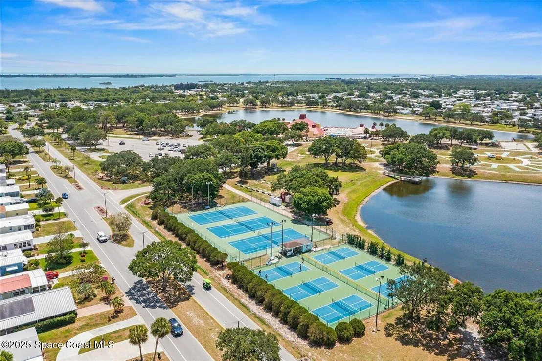 Photo of 641 Hyacinth Circle