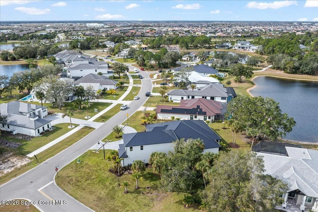 Photo of 1696 Gracewood Drive