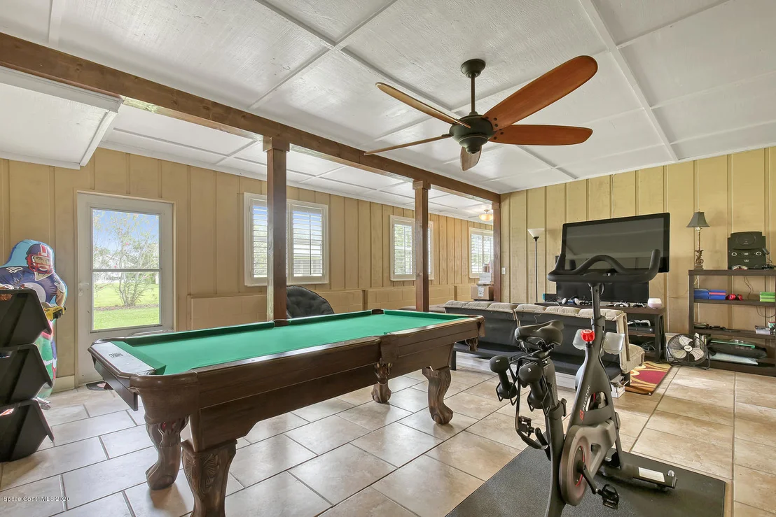 Photo of 1004 Cedarbrook Court