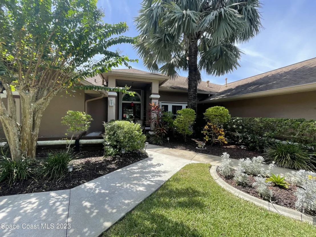 Photo of 4644 Canard Road