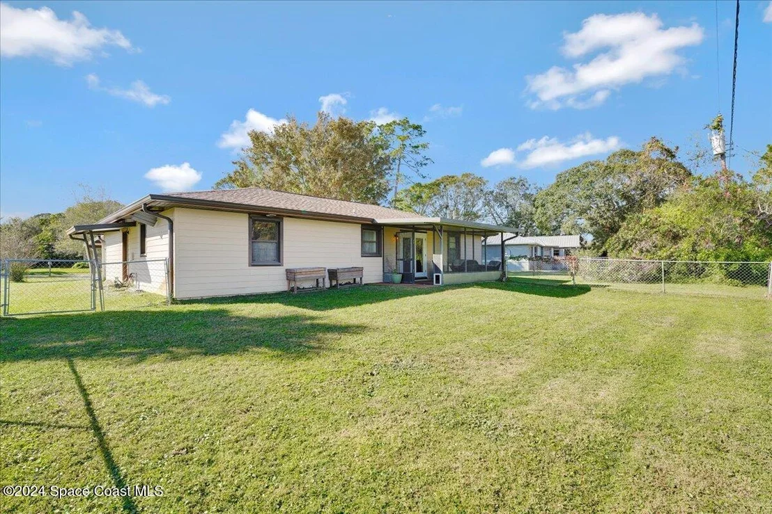 Photo of 693 Altura Drive