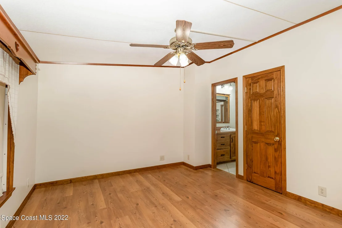 Photo of 4991 Cambridge Drive