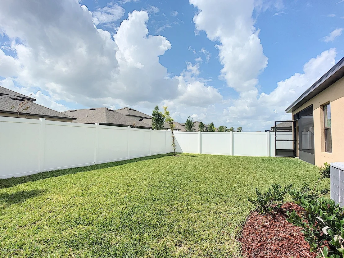 Photo of 1586 Fuji Drive