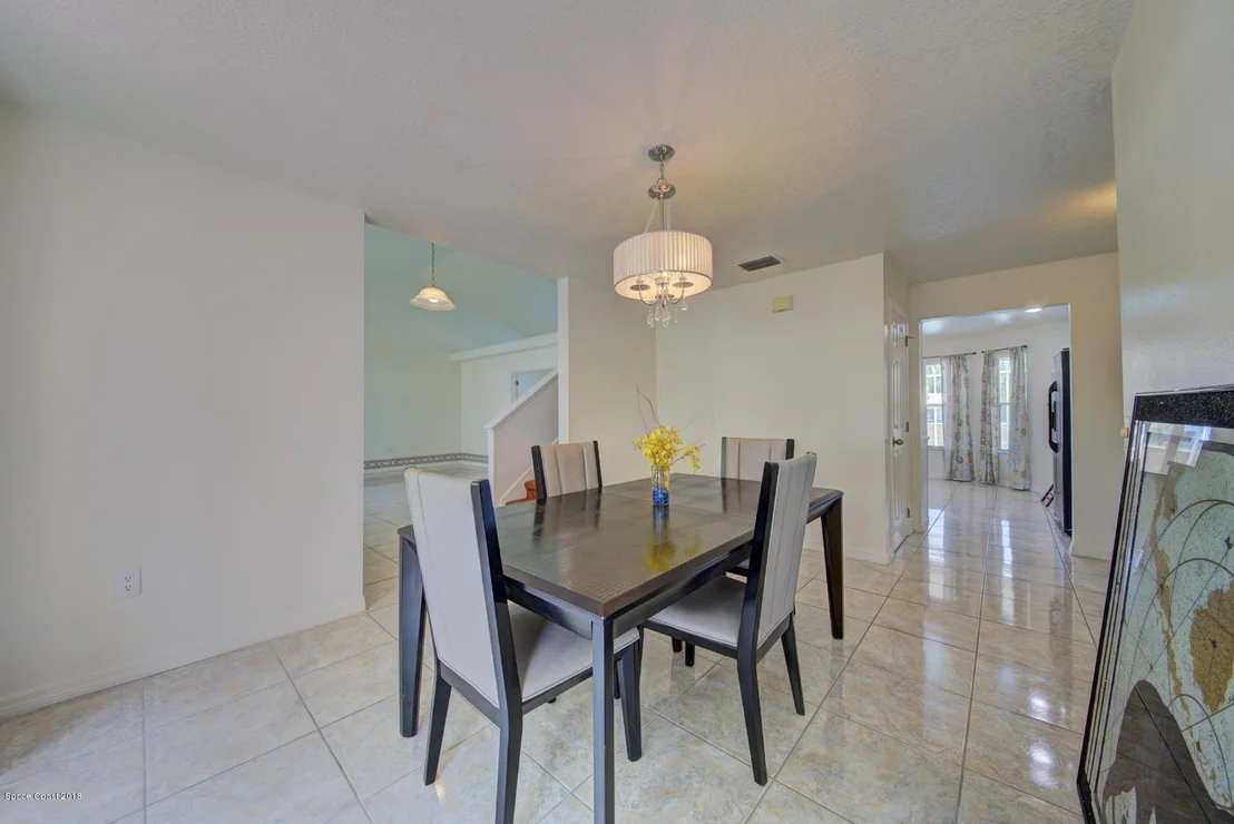 Photo of 1468 Wellington Circle