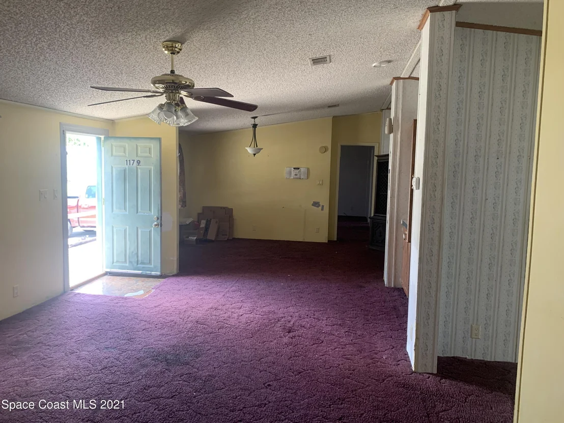 Photo of 1179 Luther Drive