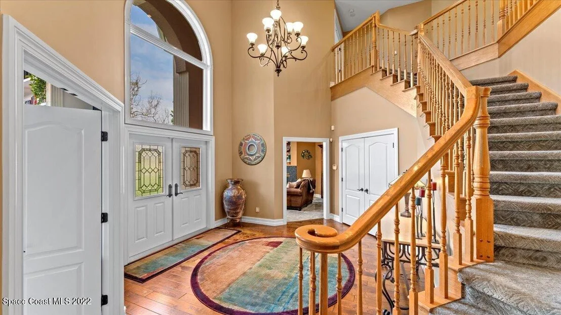 Photo of 873 Oak Park Drive