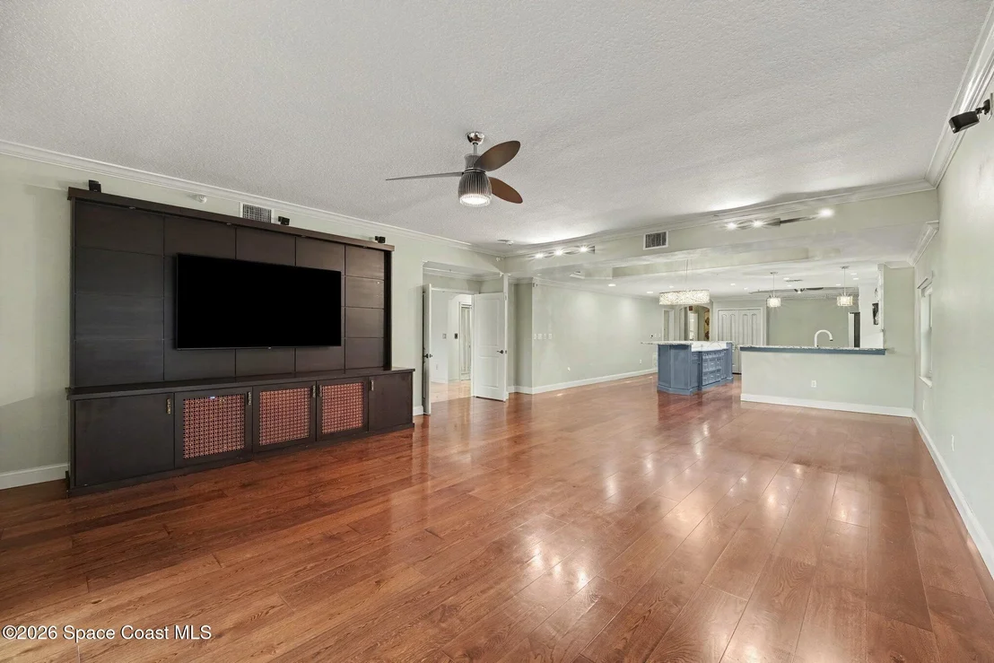 Photo of Unit 203 at 29 Riverside Drive