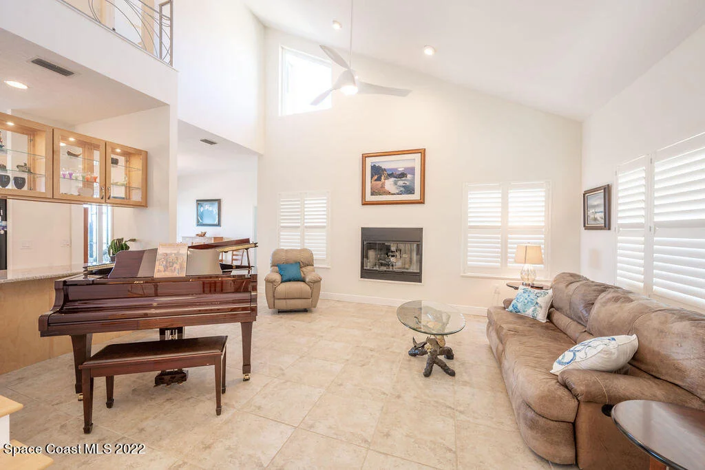 Photo of 460 Lanternback Island Drive