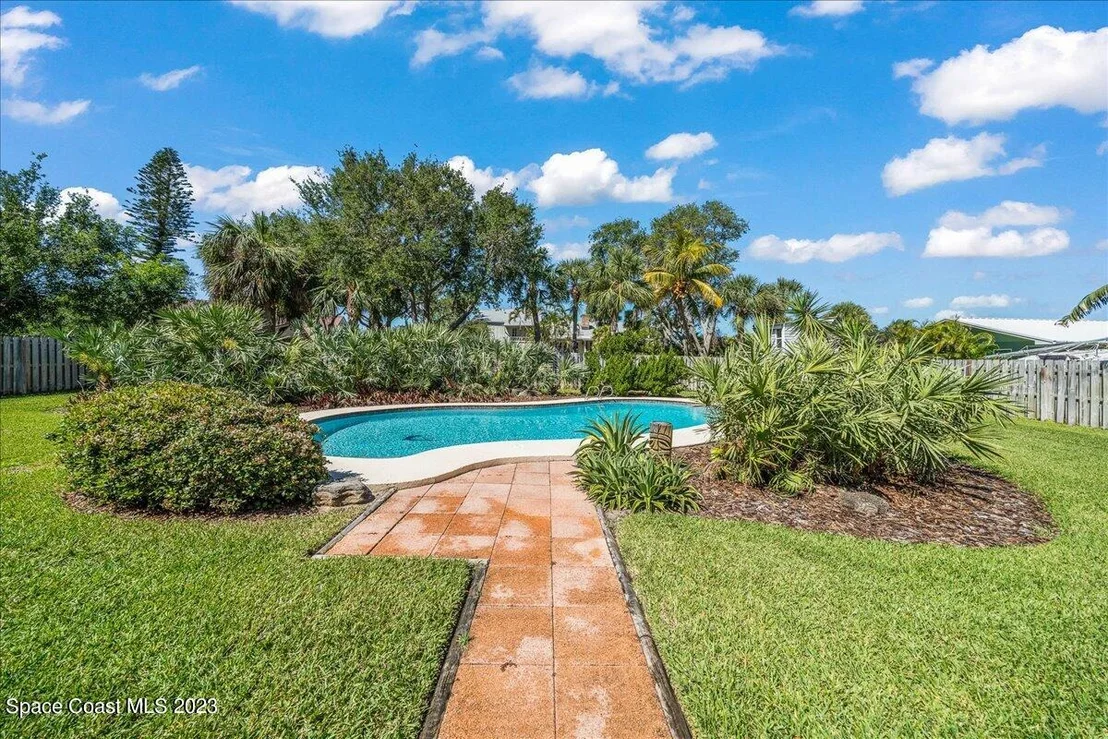 Photo of 508 Roystonia Palm Drive
