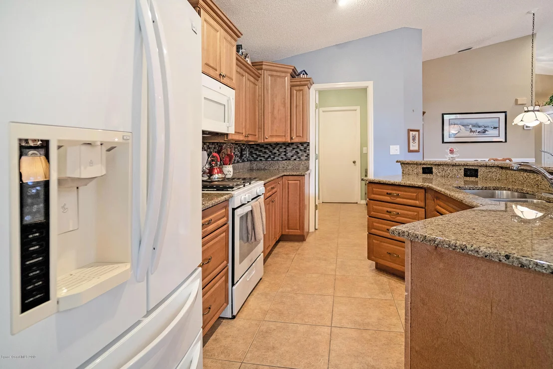 Photo of 864 Villa Drive