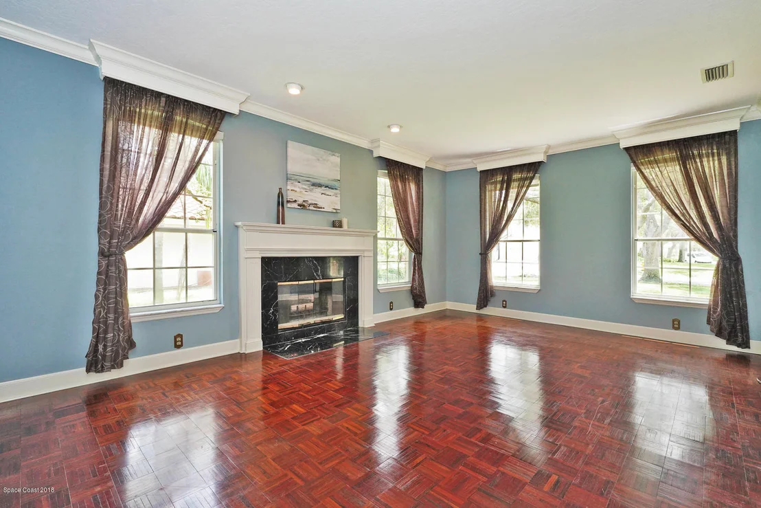 Photo of 628 Peregrine Drive