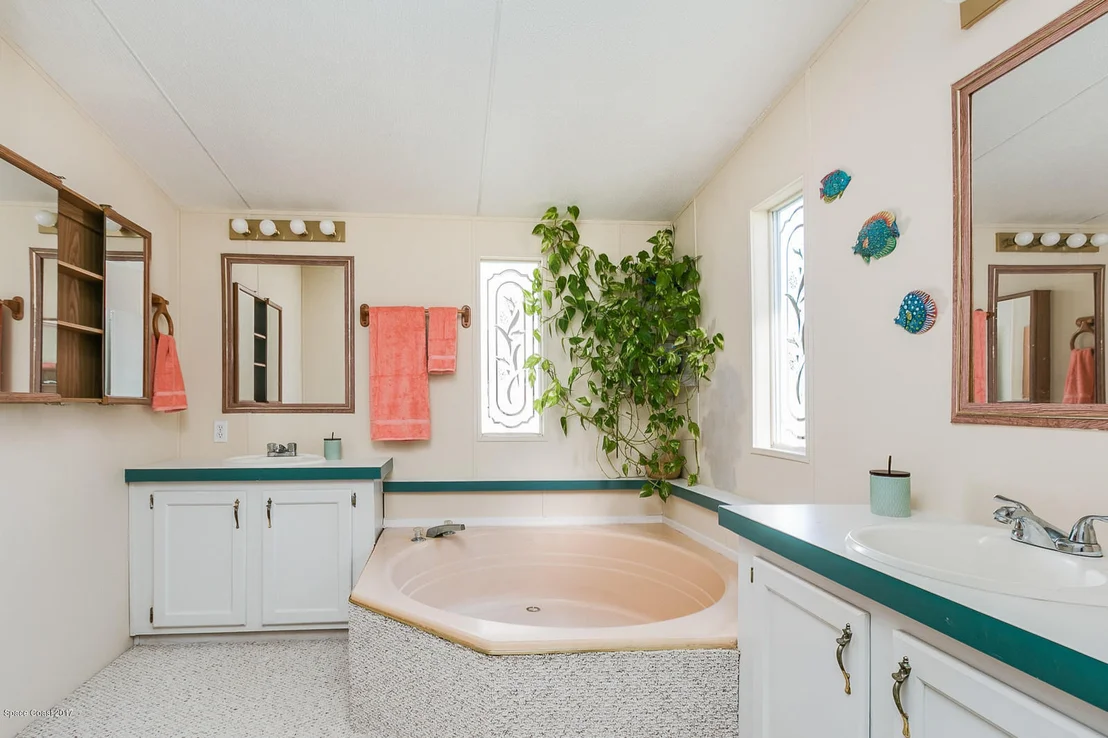 Photo of 4394 Twin Lakes Drive