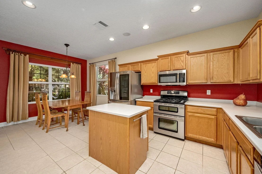 Photo of 392 Waterside Circle