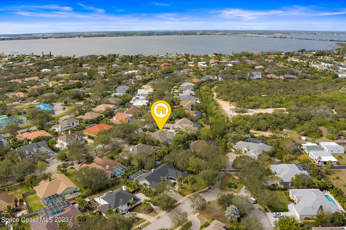 Photo of 482 Sanderling Drive