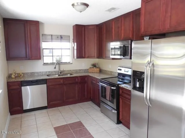 Photo of 3955 Oakland Street