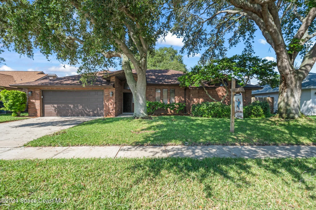Photo of 3520 Swallow Drive