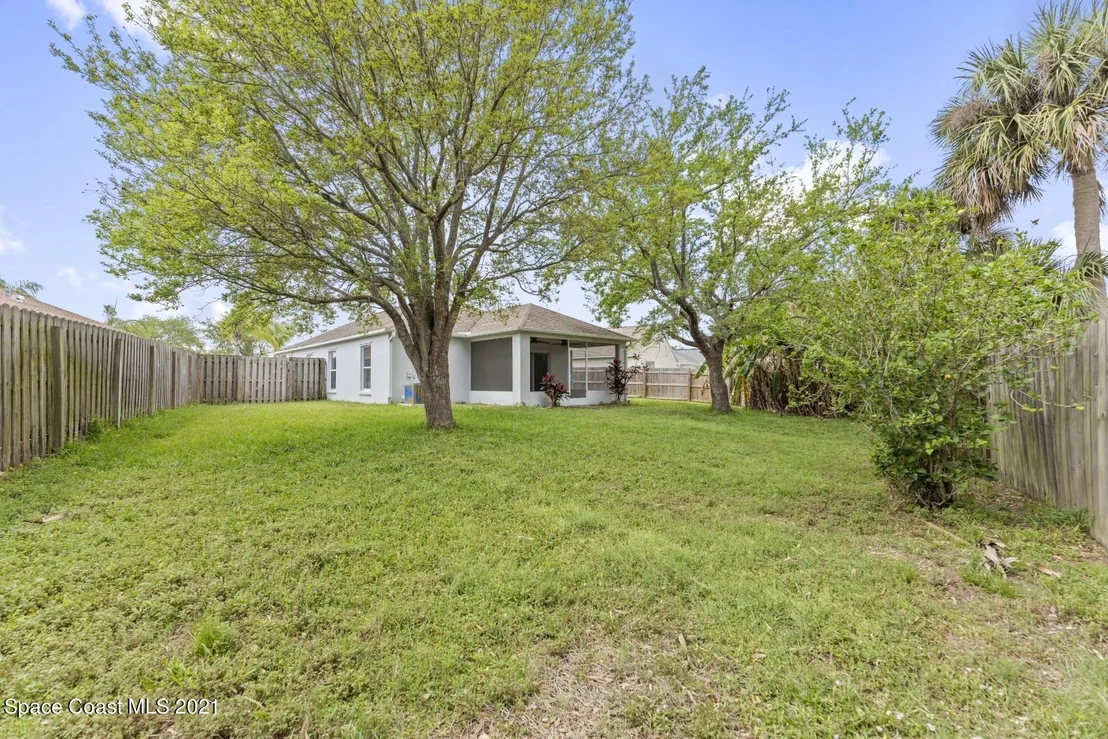 Photo of 2852 Maderia Circle