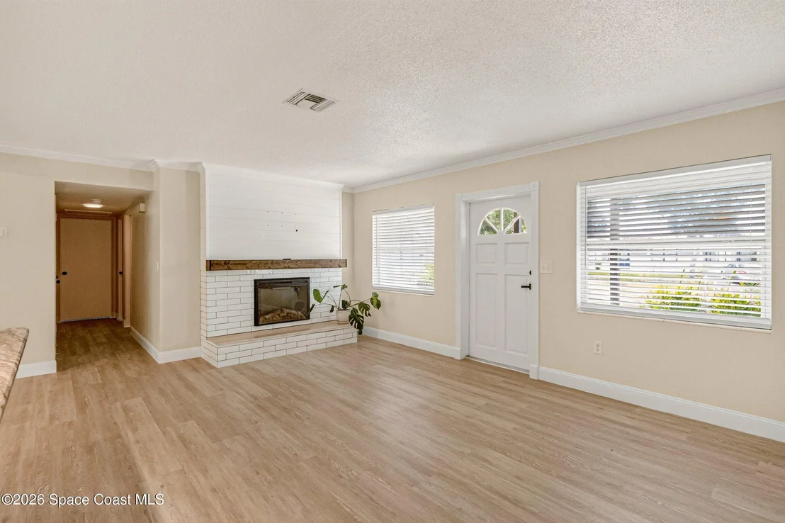 Photo of 688 Charles Drive