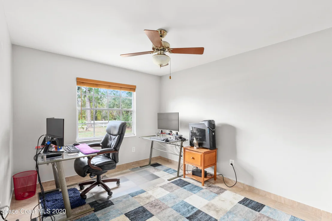 Photo of 1531 Hall Road