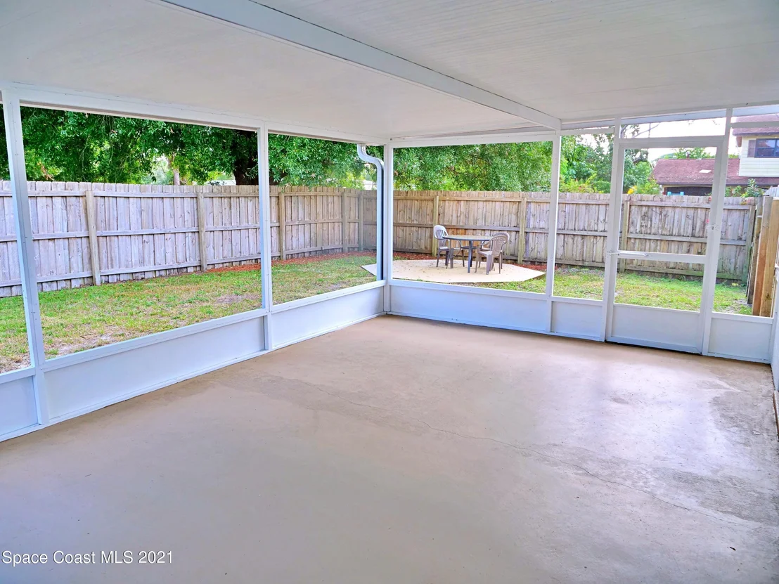 Photo of 1728 Golfview Drive