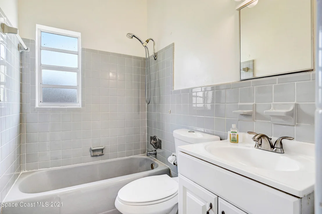 Photo of 1848 Mosswood Drive