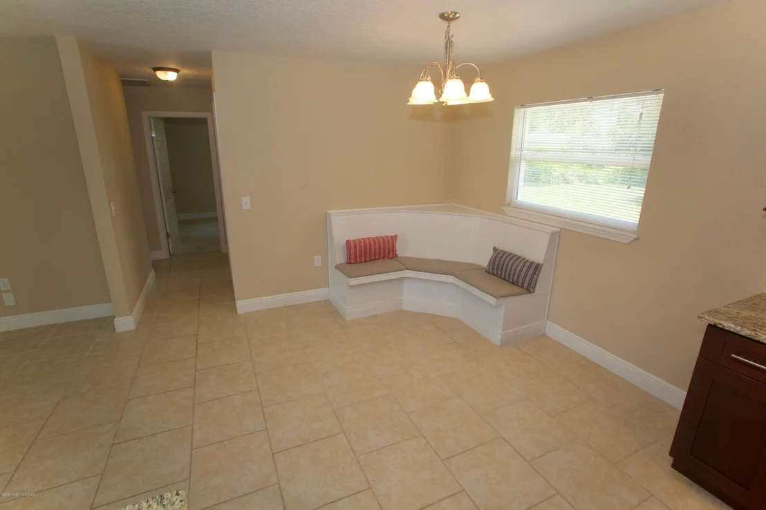 Photo of 2815 Burton Place