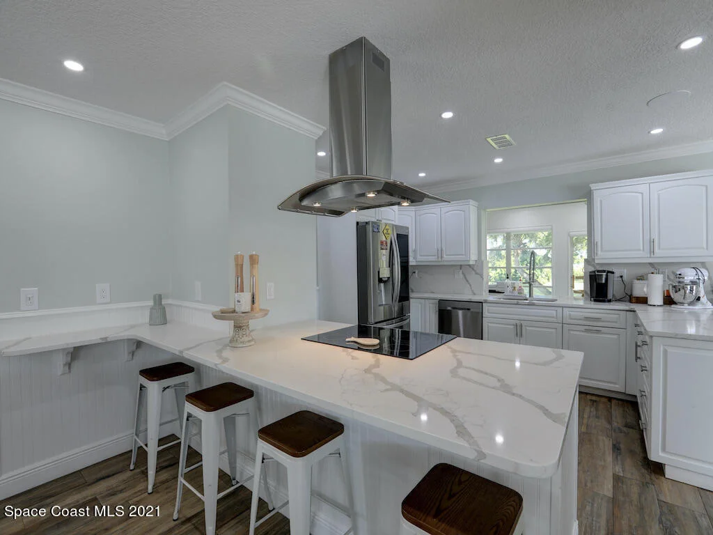 Photo of 3525 Marthas Lane