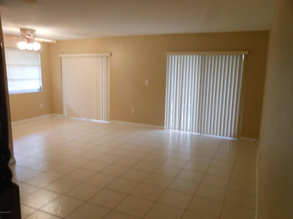 Photo of 733 NE Bianca Drive NE