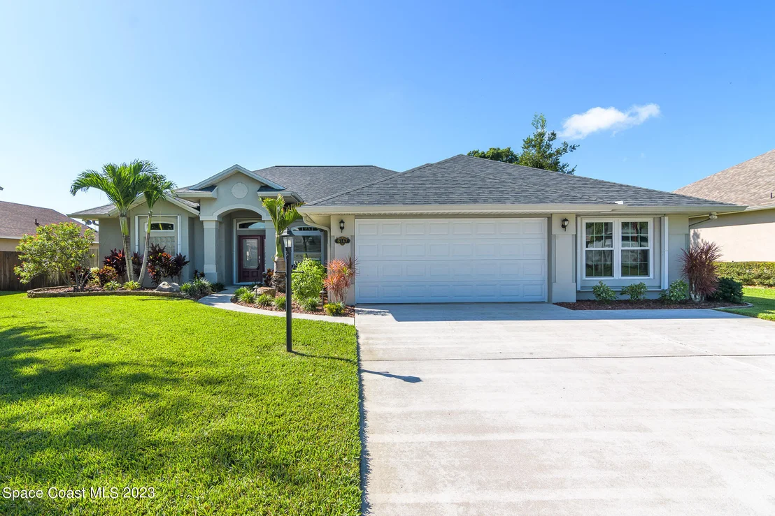 Photo of 6147 Arlington Circle