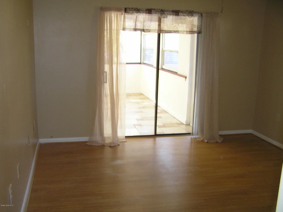 Photo of 1011 Hibiscus Street