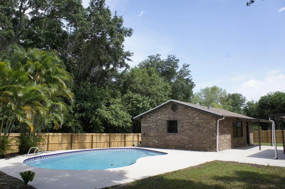 Photo of 1833 Oakwood